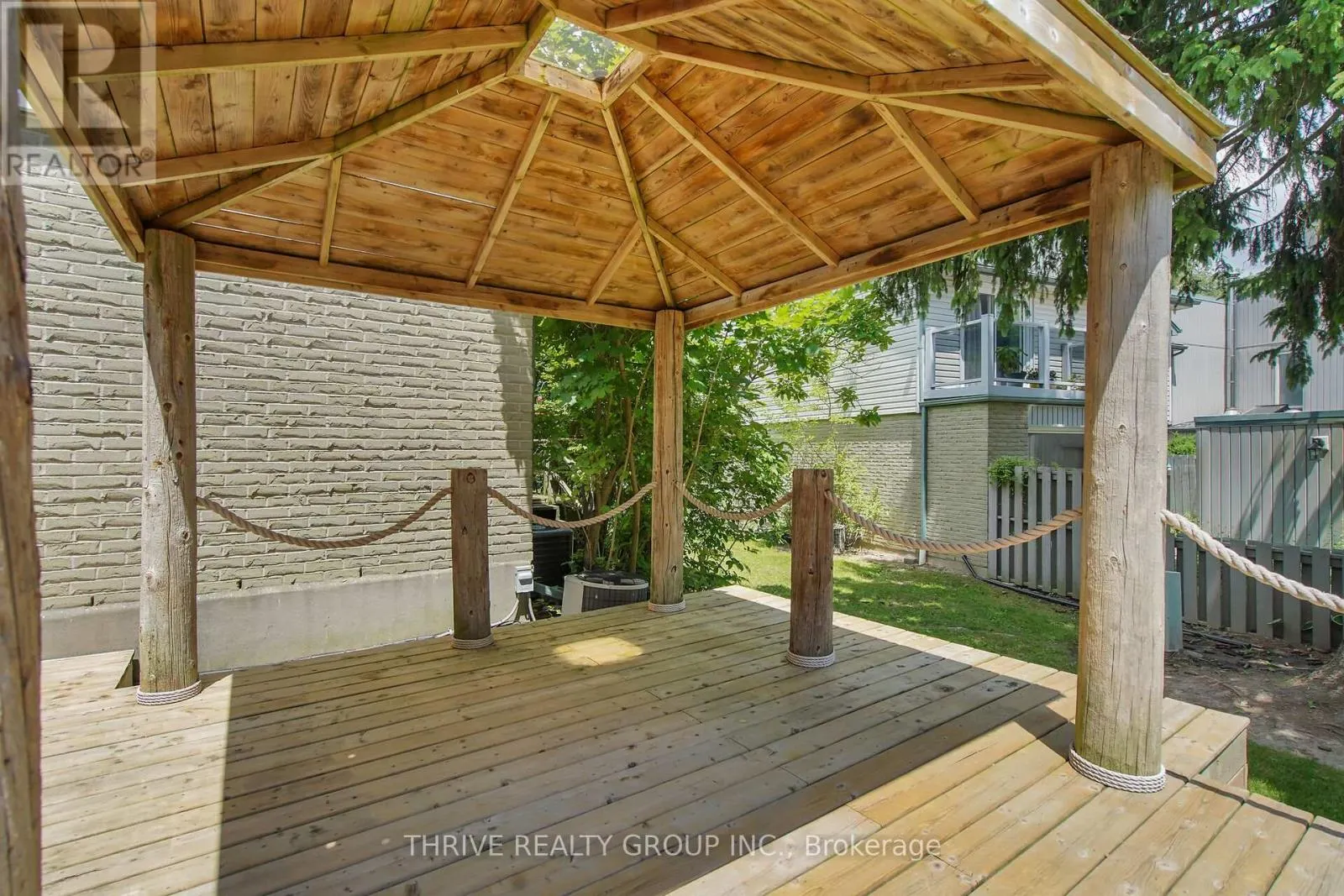 663 WOODCREST BOULEVARD