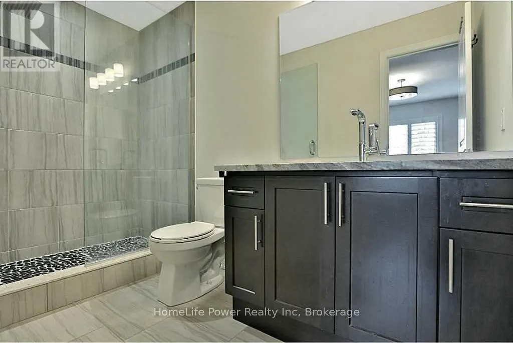 63 SOUTHSHORE CRESCENT