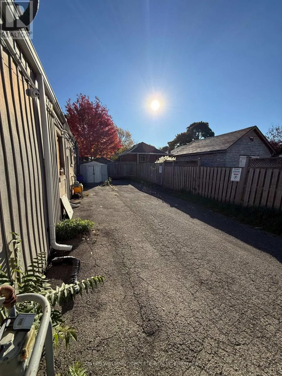 302 BRUCEDALE AVENUE