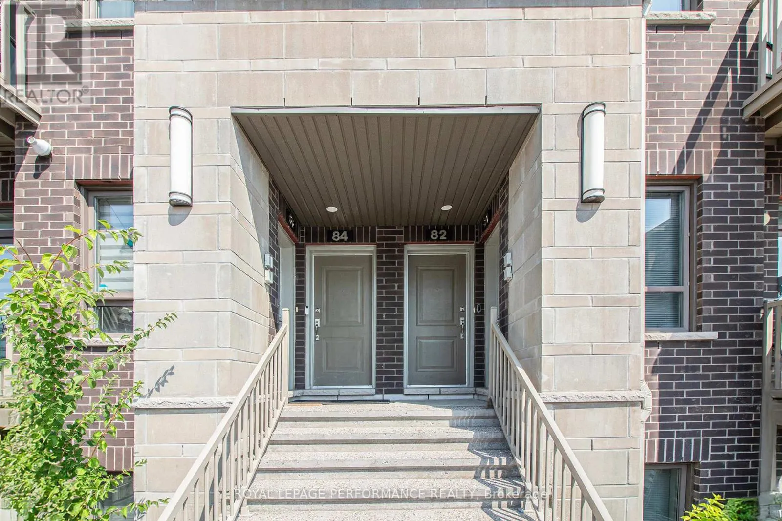 84 CARABINER PRIVATE