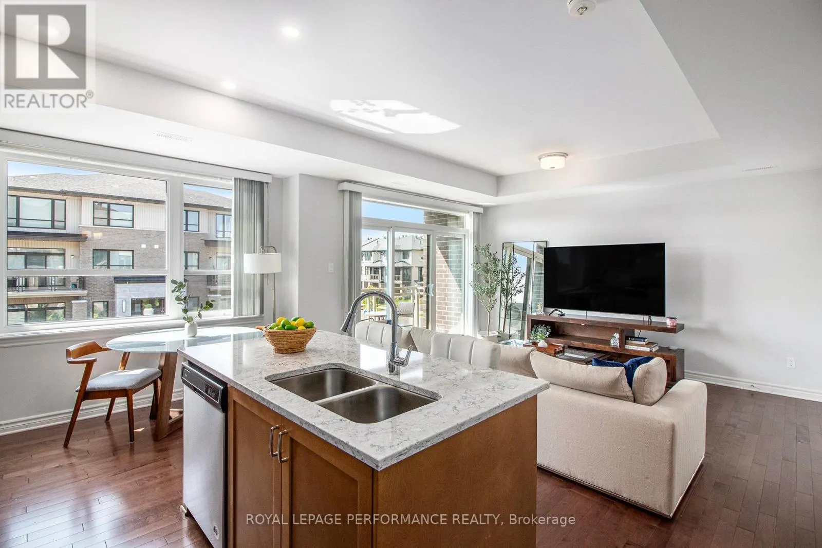 84 CARABINER PRIVATE