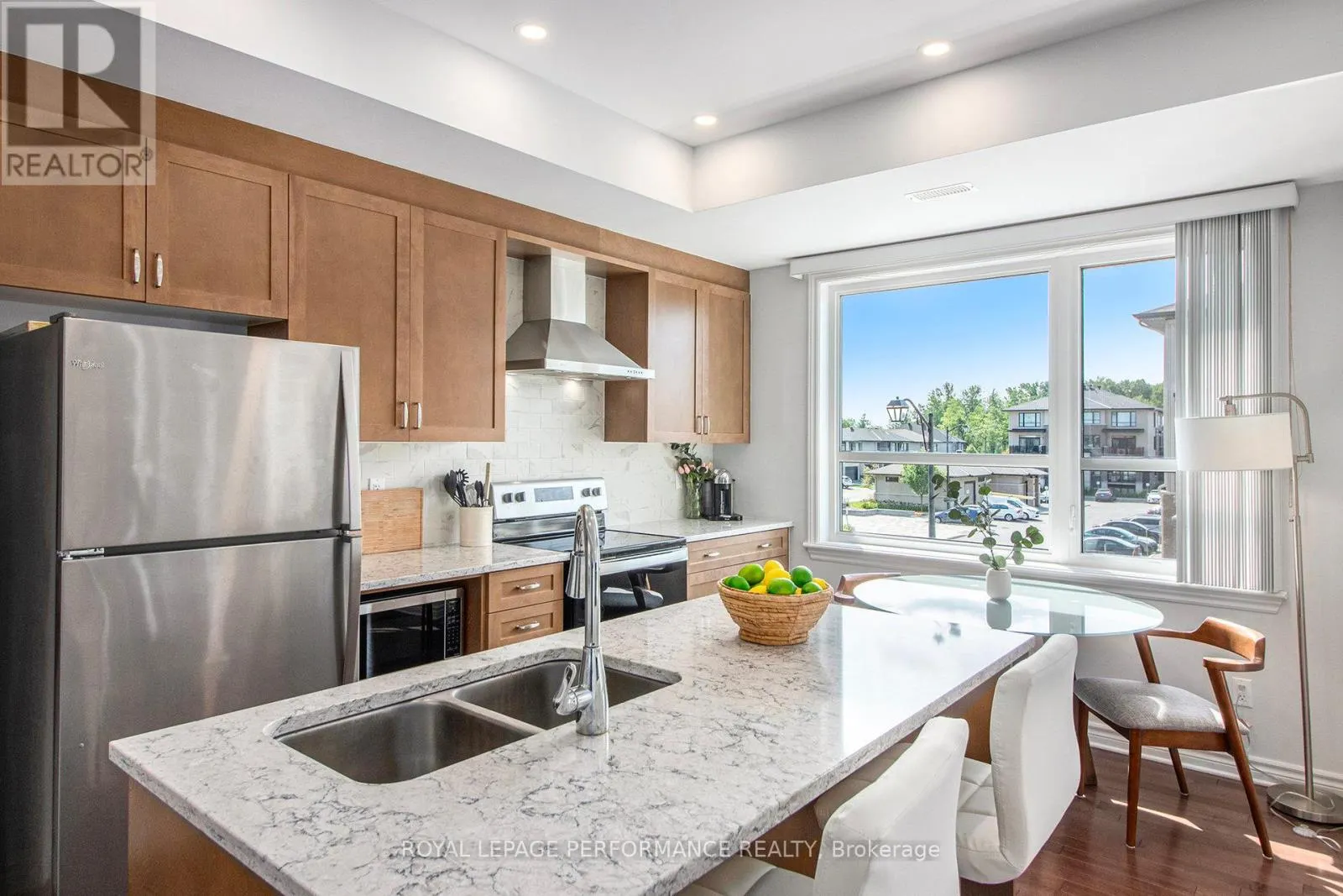 84 CARABINER PRIVATE