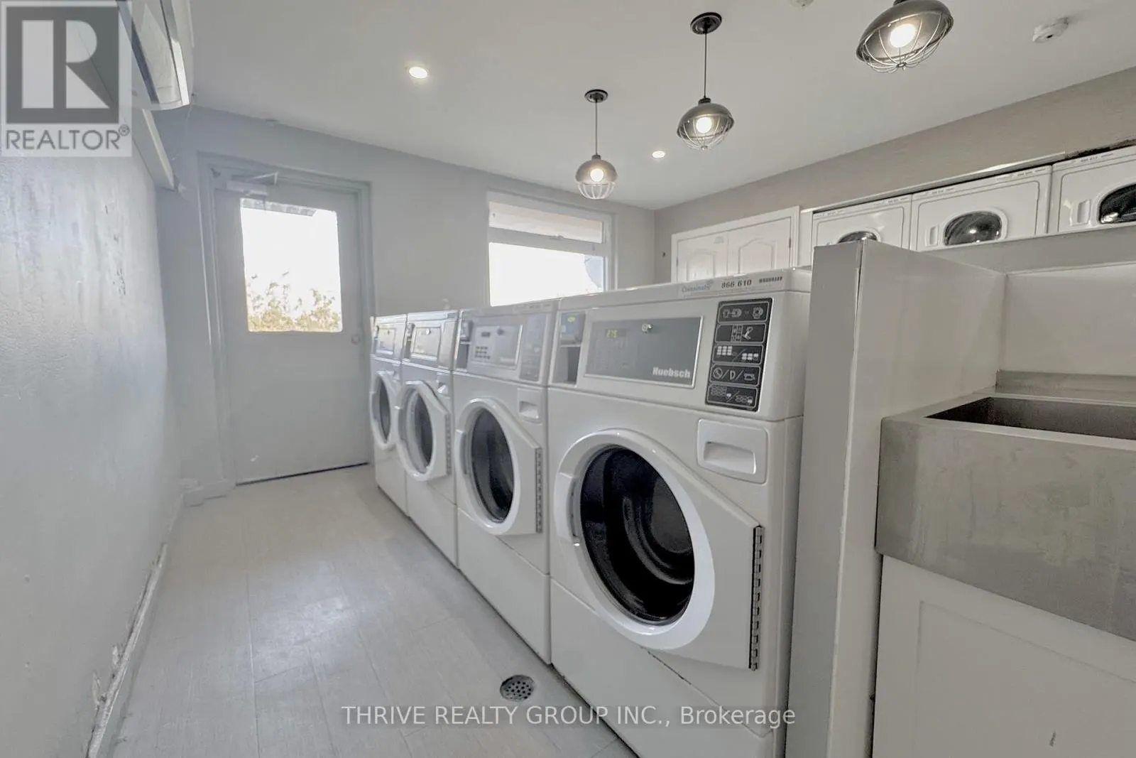 1111 - 573 MORNINGTON AVENUE, #1111