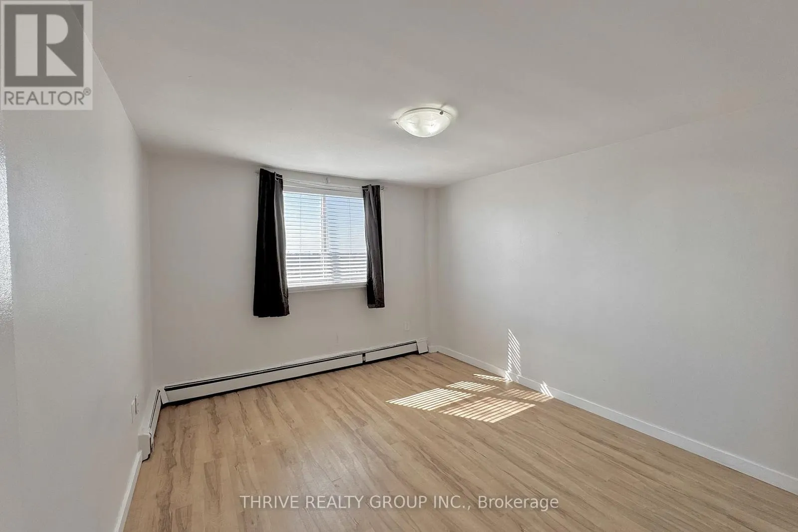 1111 - 573 MORNINGTON AVENUE, #1111