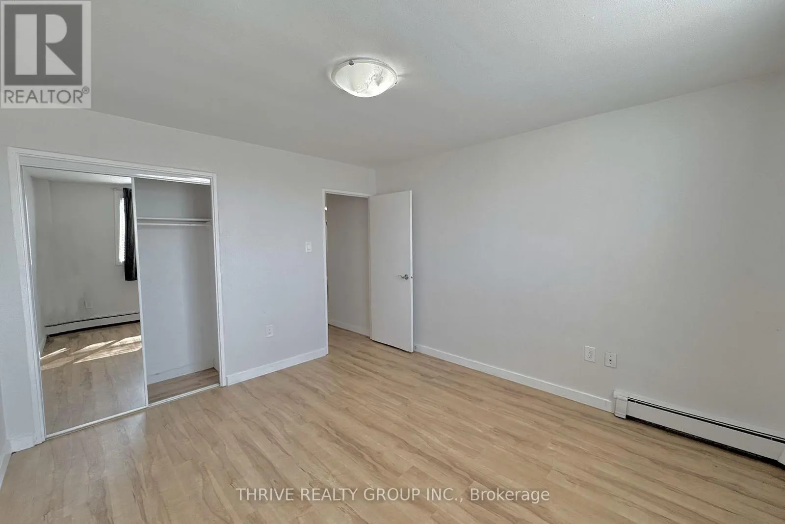 1111 - 573 MORNINGTON AVENUE, #1111