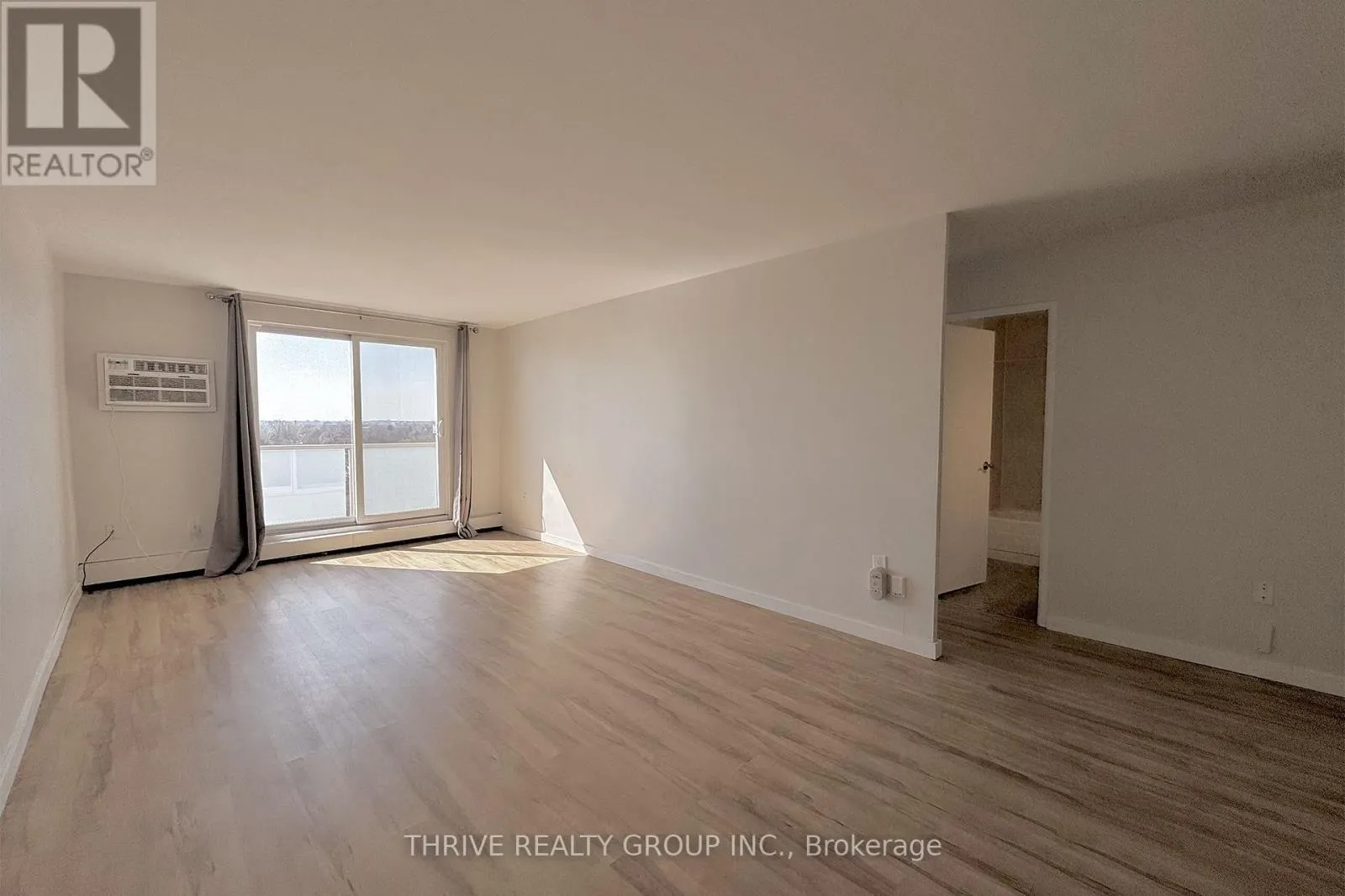 1111 - 573 MORNINGTON AVENUE, #1111