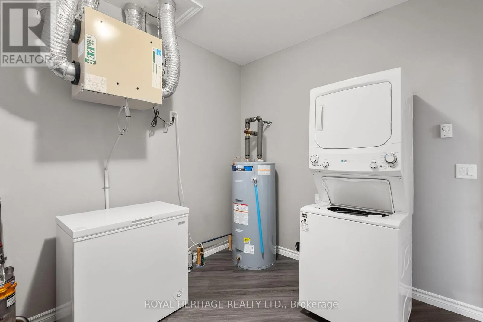 2001 - 300 CROFT STREET, #2001