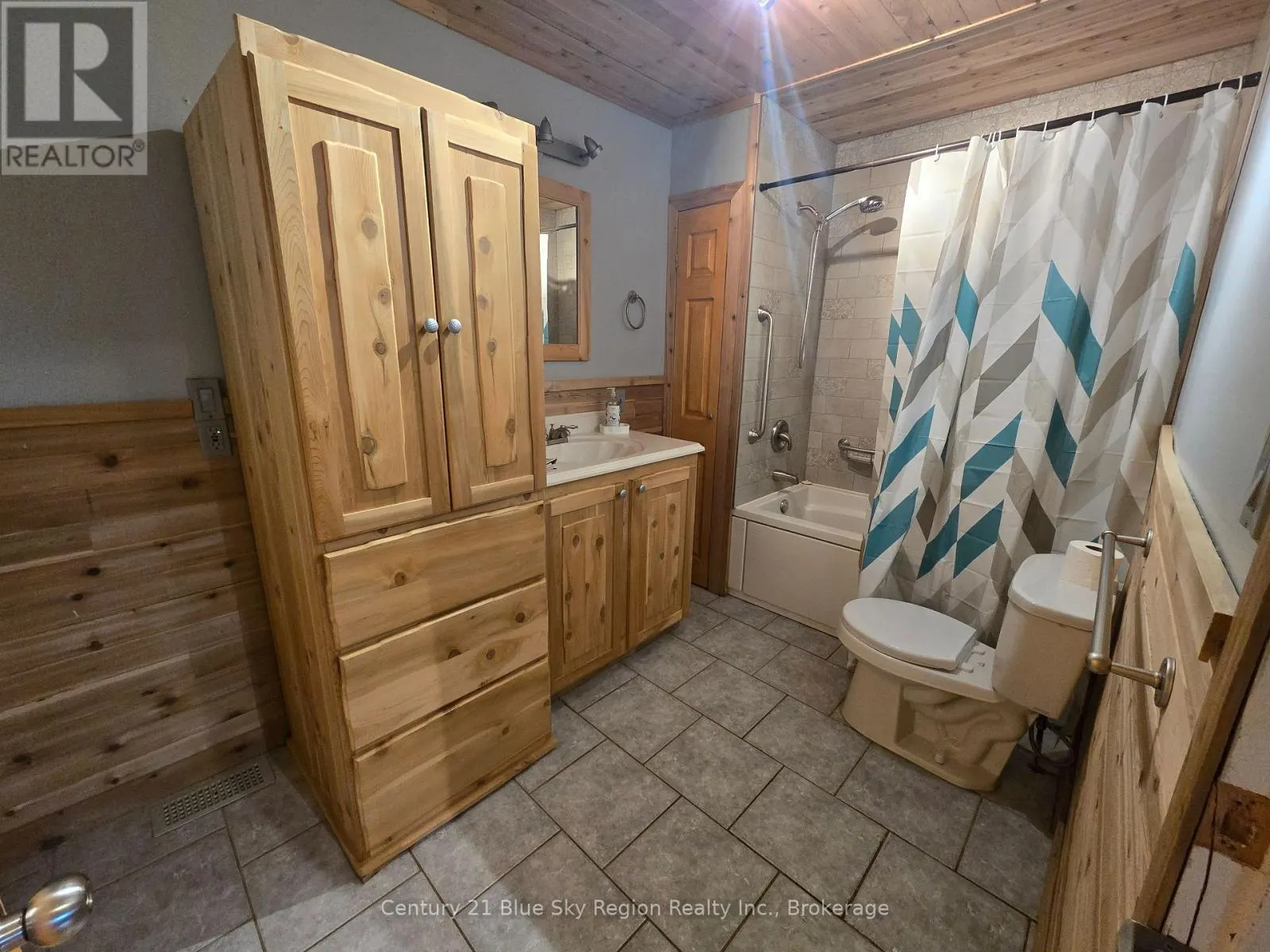 66 PRINCIPALE STREET W