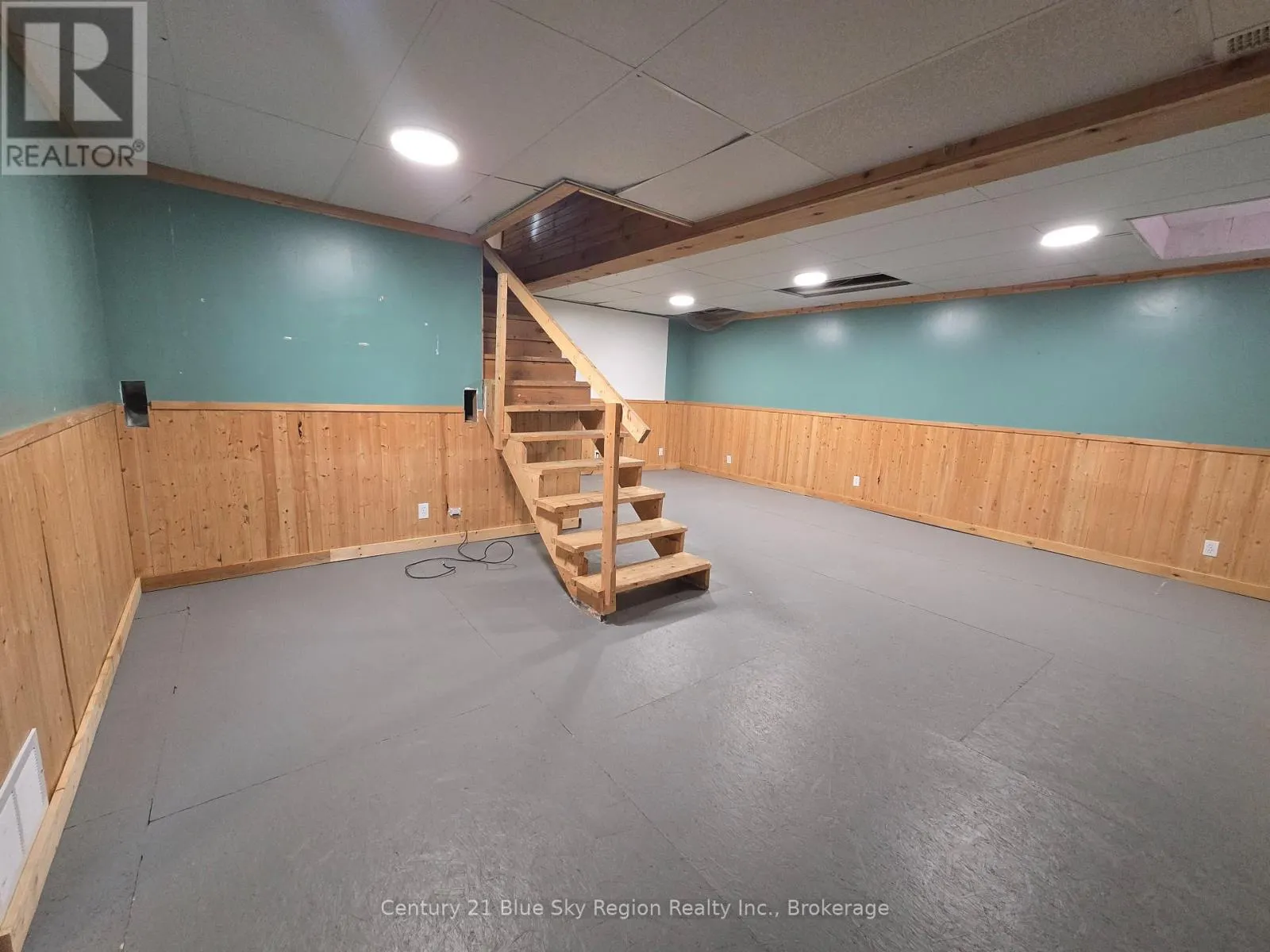 66 PRINCIPALE STREET W