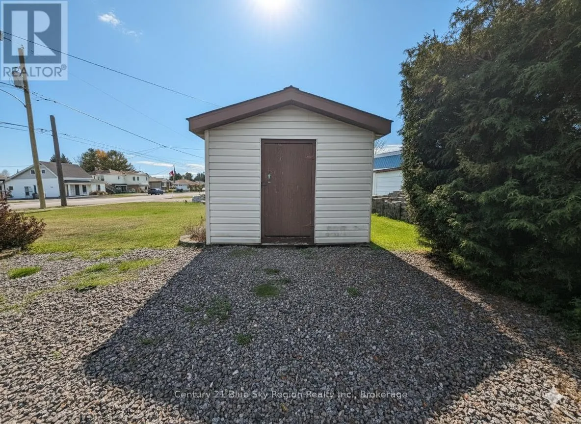 66 PRINCIPALE STREET W