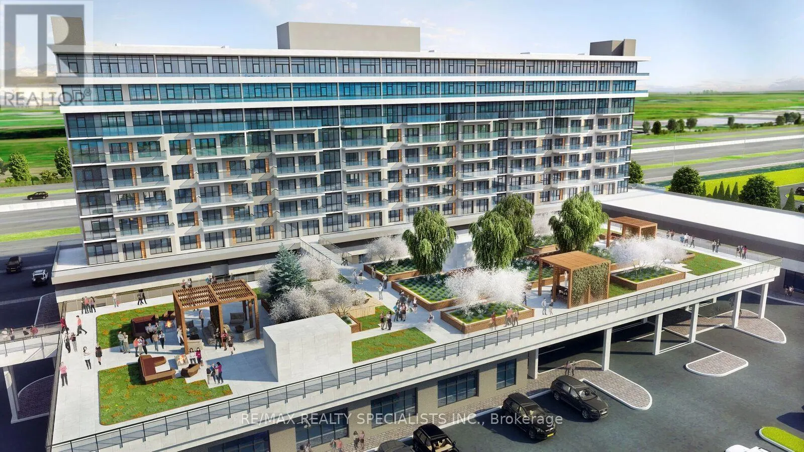 807 - 560 NORTH SERVICE ROAD