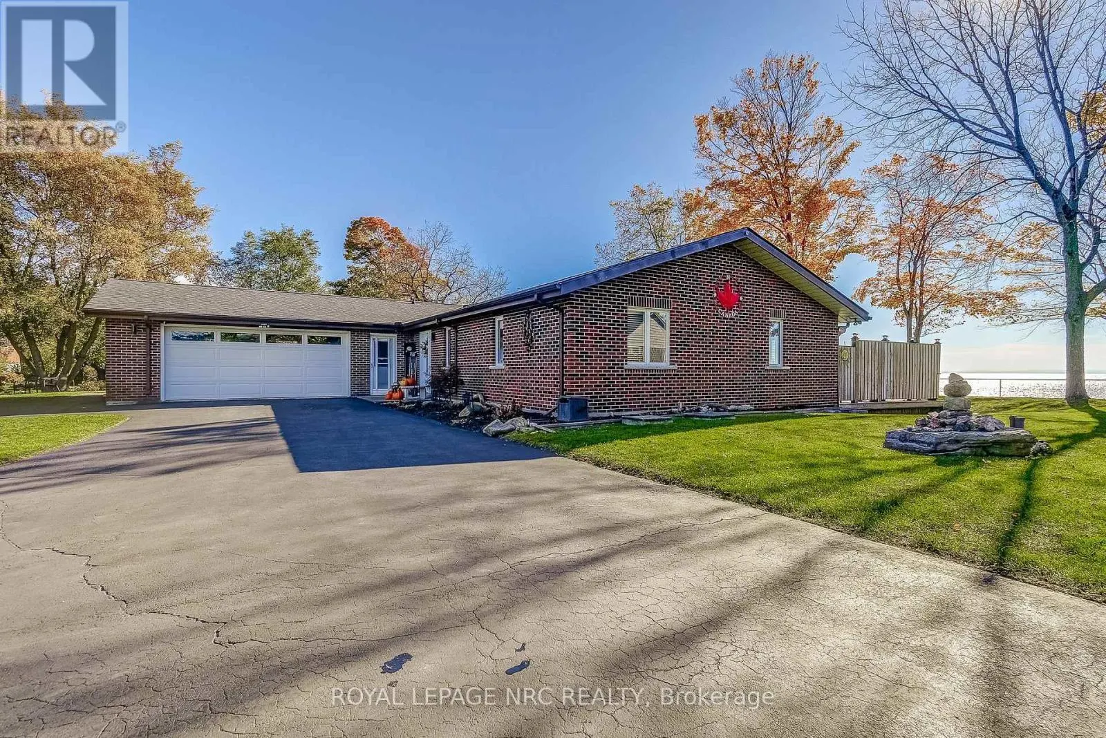 10781 LAKESHORE ROAD W