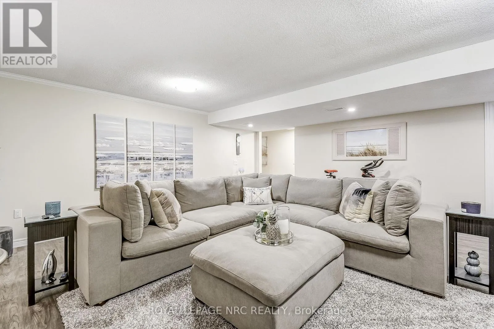 10781 LAKESHORE ROAD W