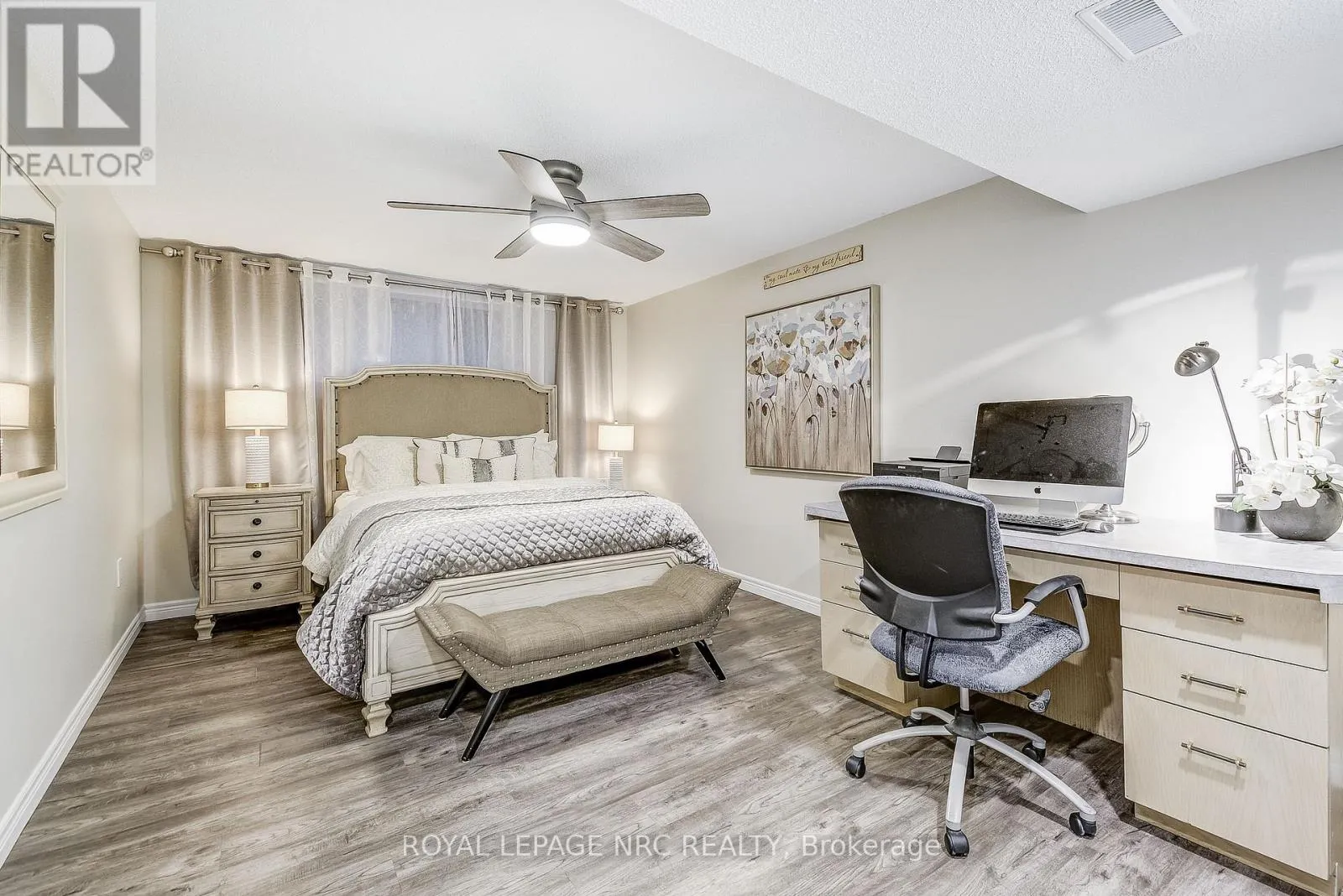 10781 LAKESHORE ROAD W