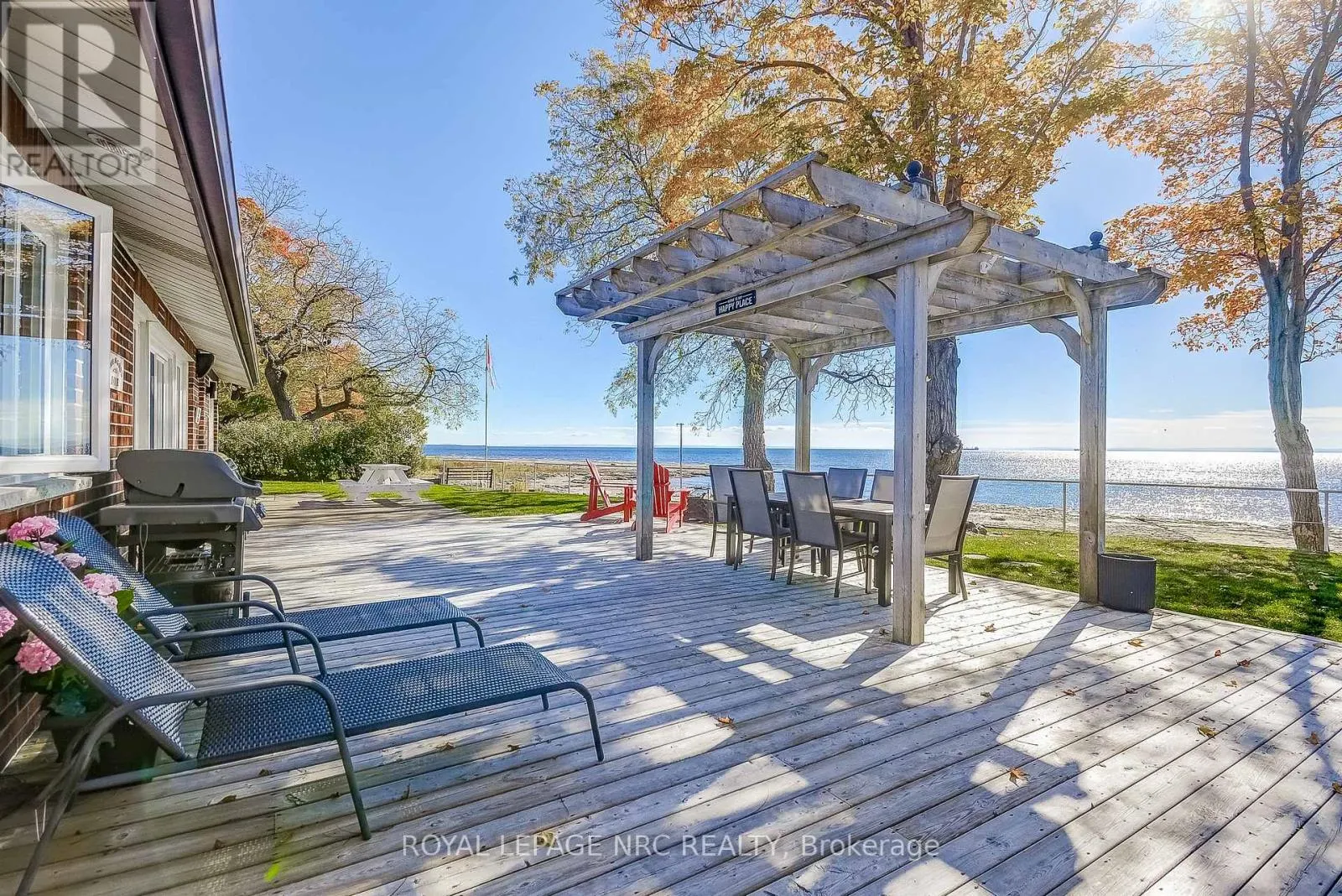 10781 LAKESHORE ROAD W