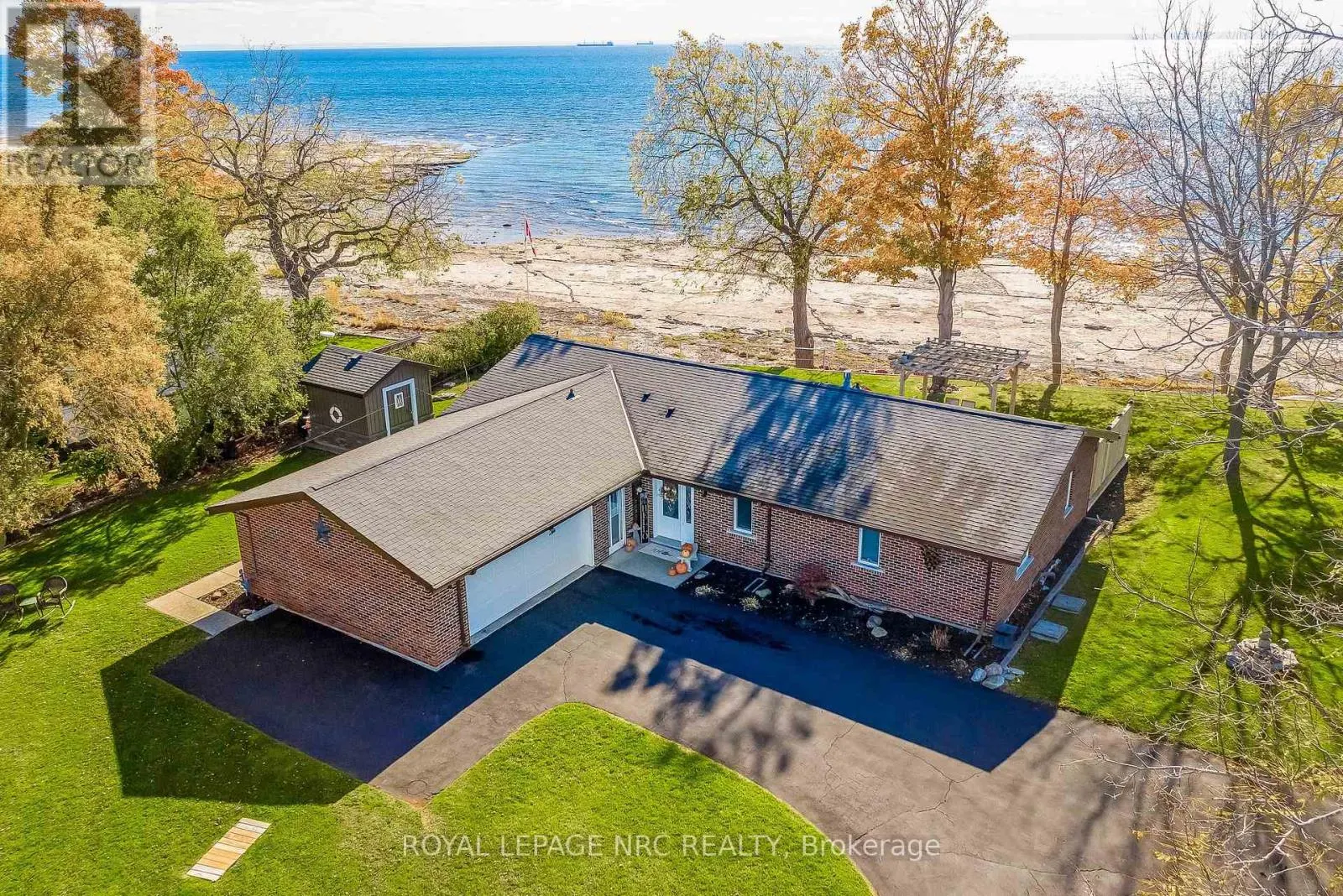 10781 LAKESHORE ROAD W