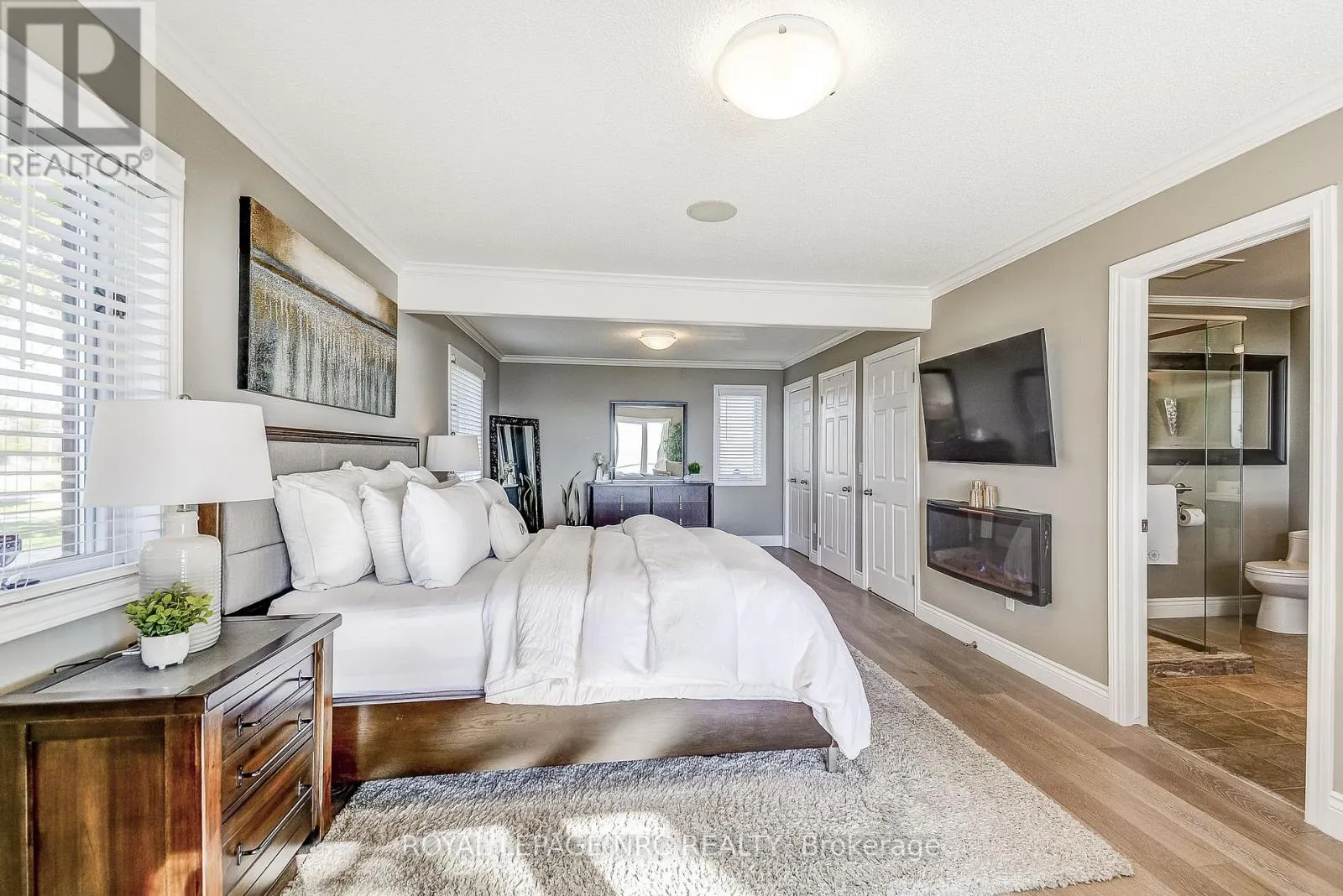 10781 LAKESHORE ROAD W