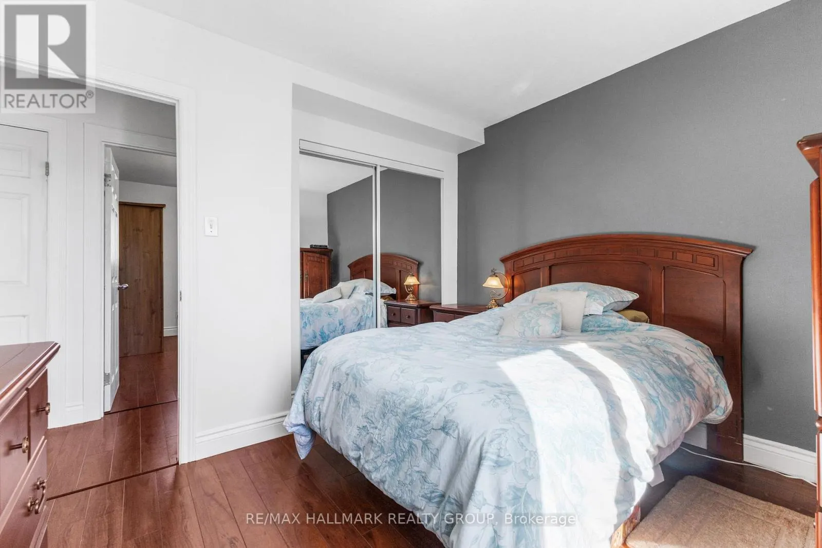 1902 ROSEBELLA AVENUE