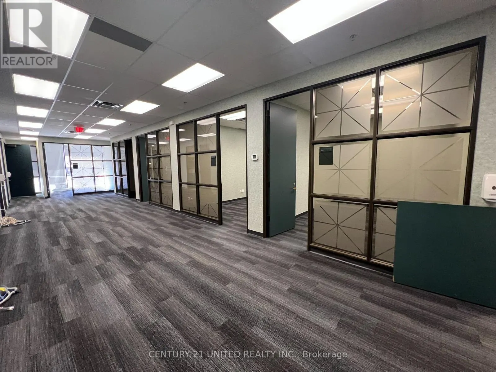 63 - 360 GEORGE STREET N, #63