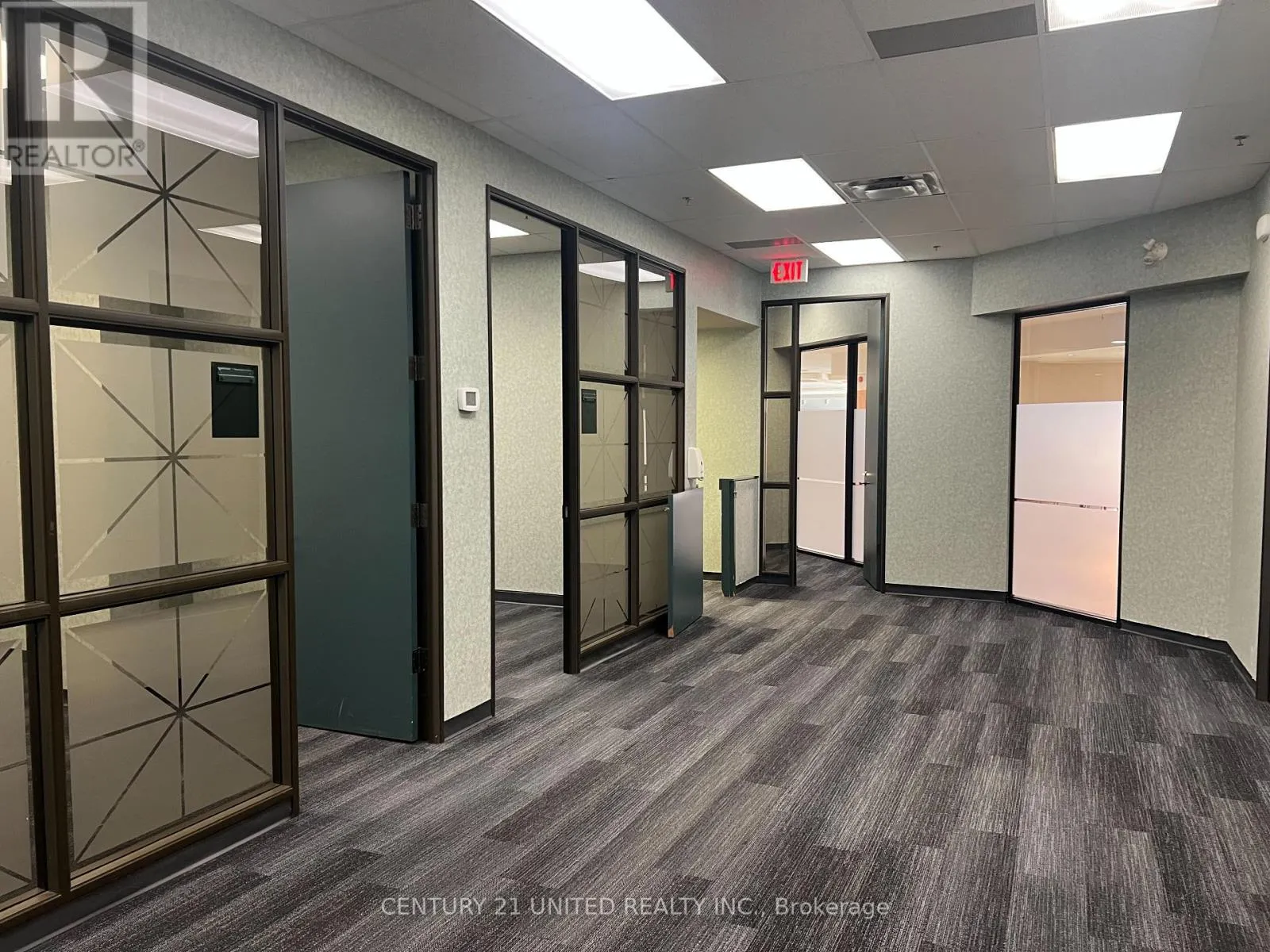 63 - 360 GEORGE STREET N, #63