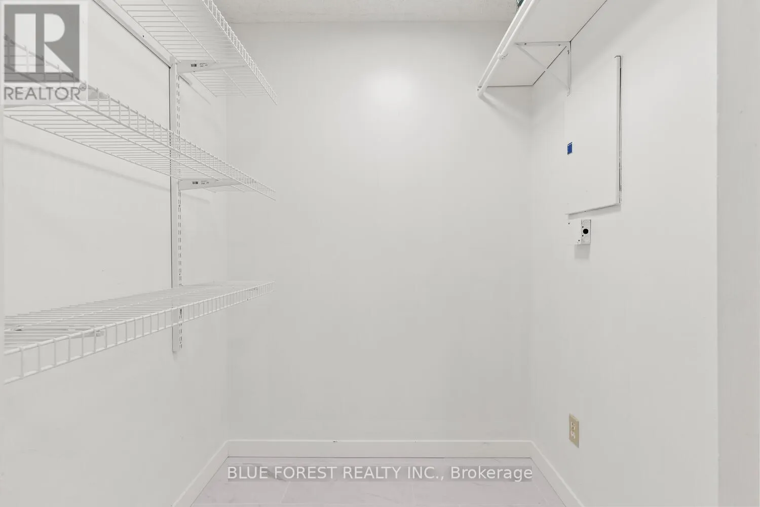 223 - 725 DEVERON CRESCENT, #223