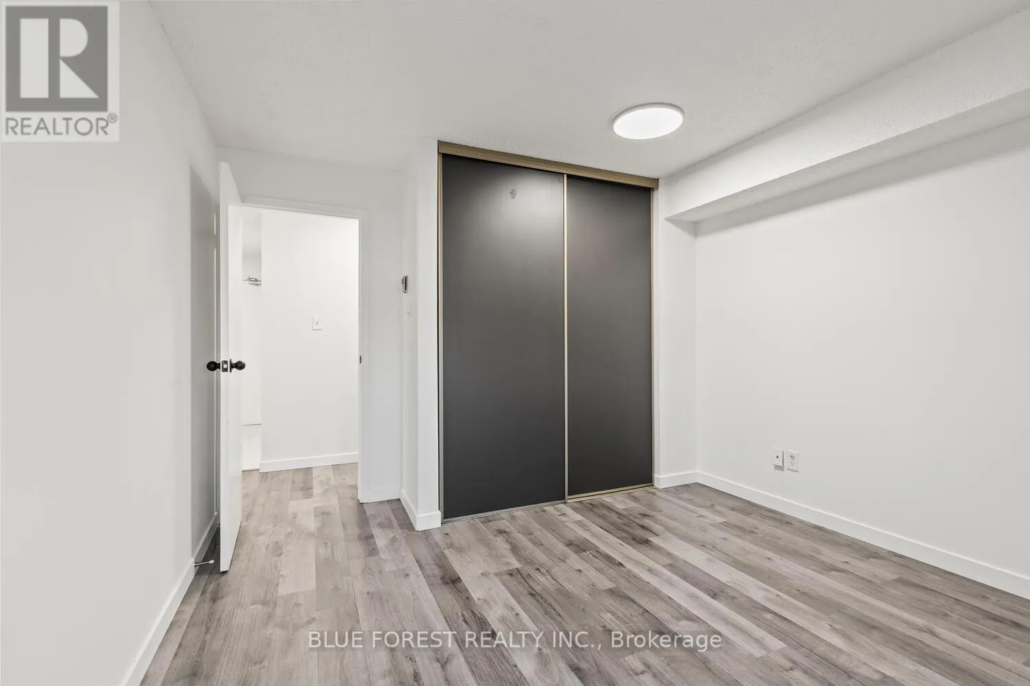 223 - 725 DEVERON CRESCENT, #223