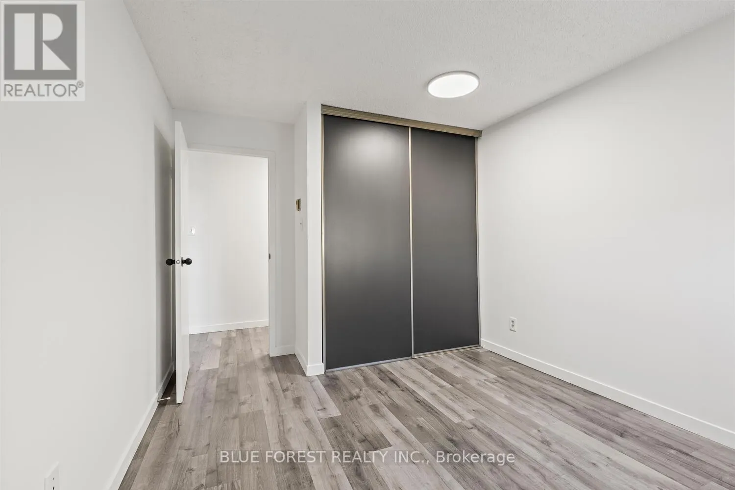 223 - 725 DEVERON CRESCENT, #223