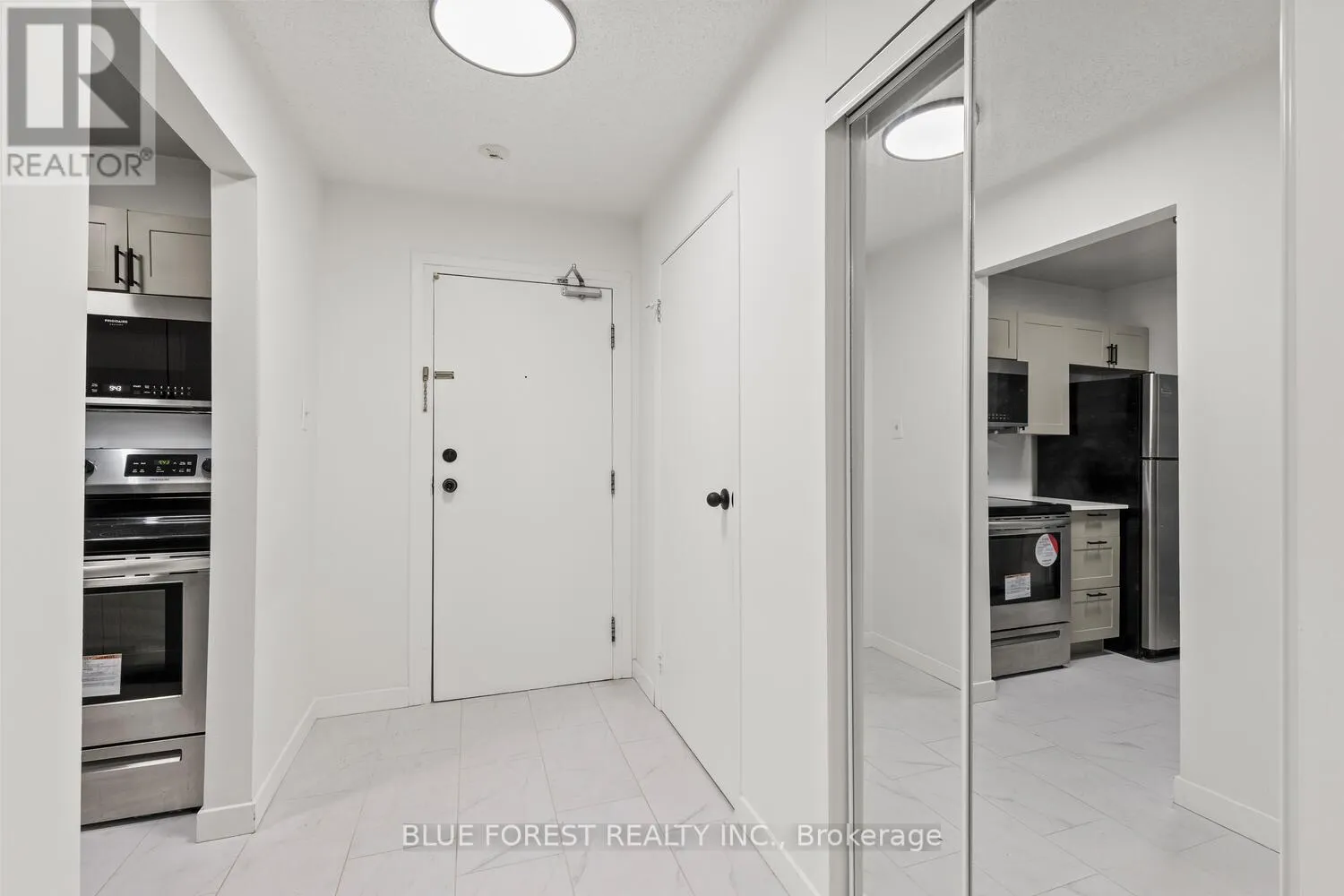 223 - 725 DEVERON CRESCENT, #223