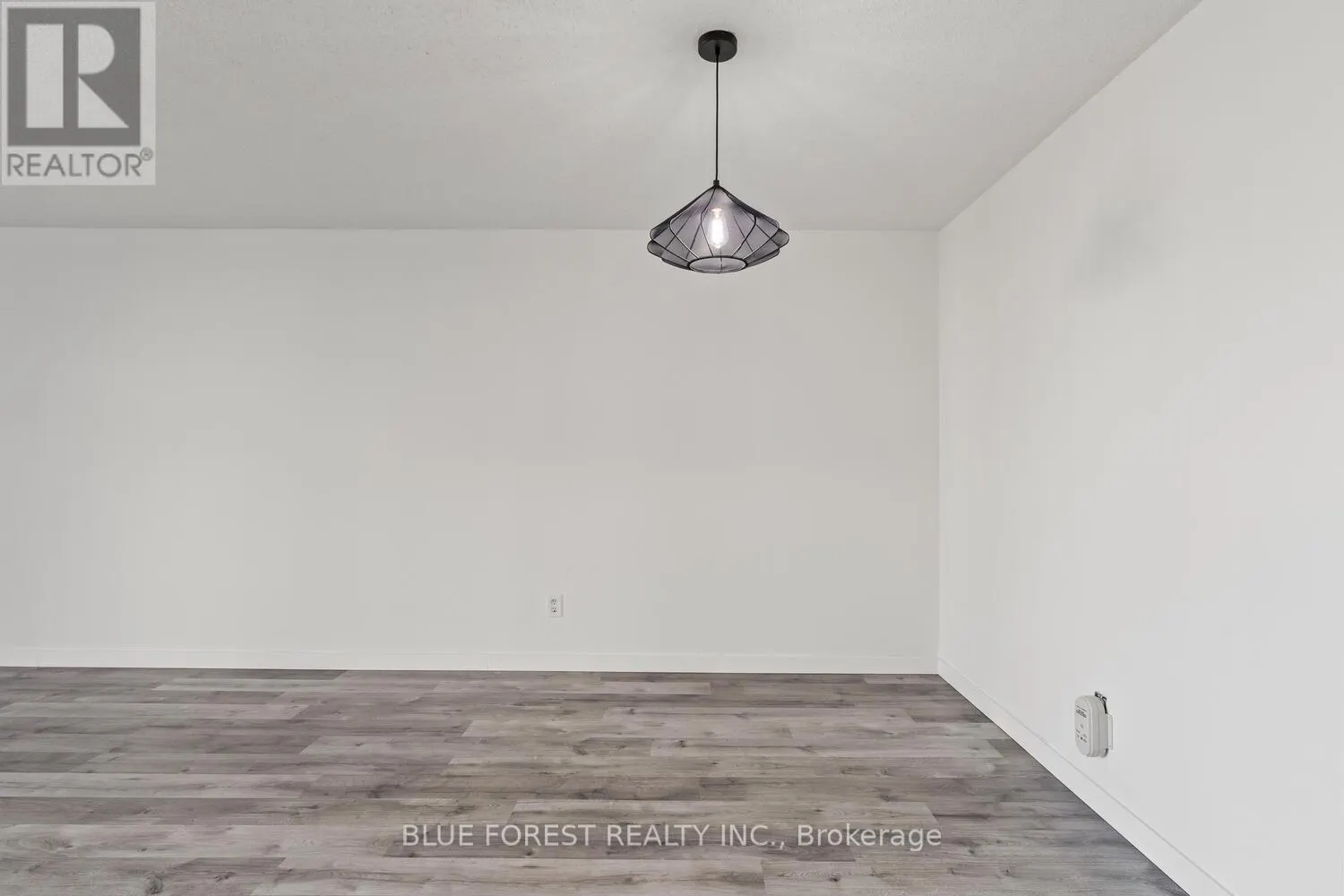 223 - 725 DEVERON CRESCENT, #223