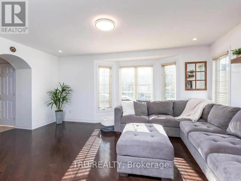 2757 GRAND CANAL STREET