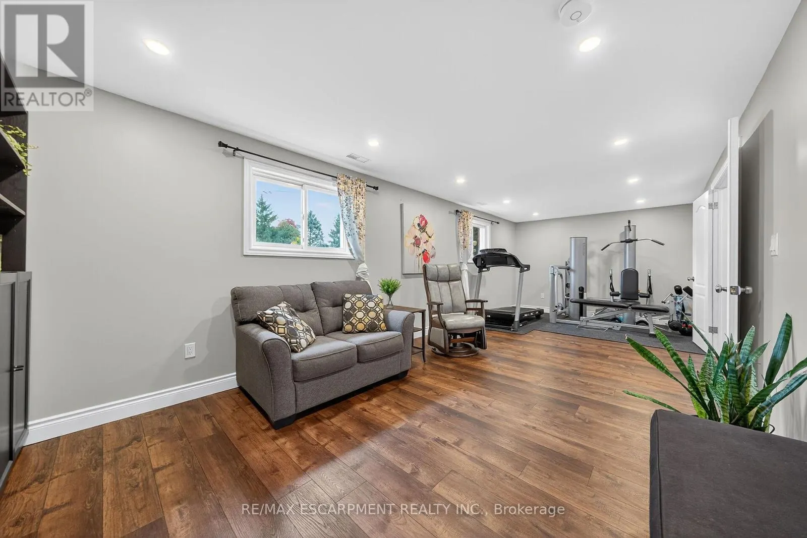 1489 NORFOLK COUNTY RD 19 E