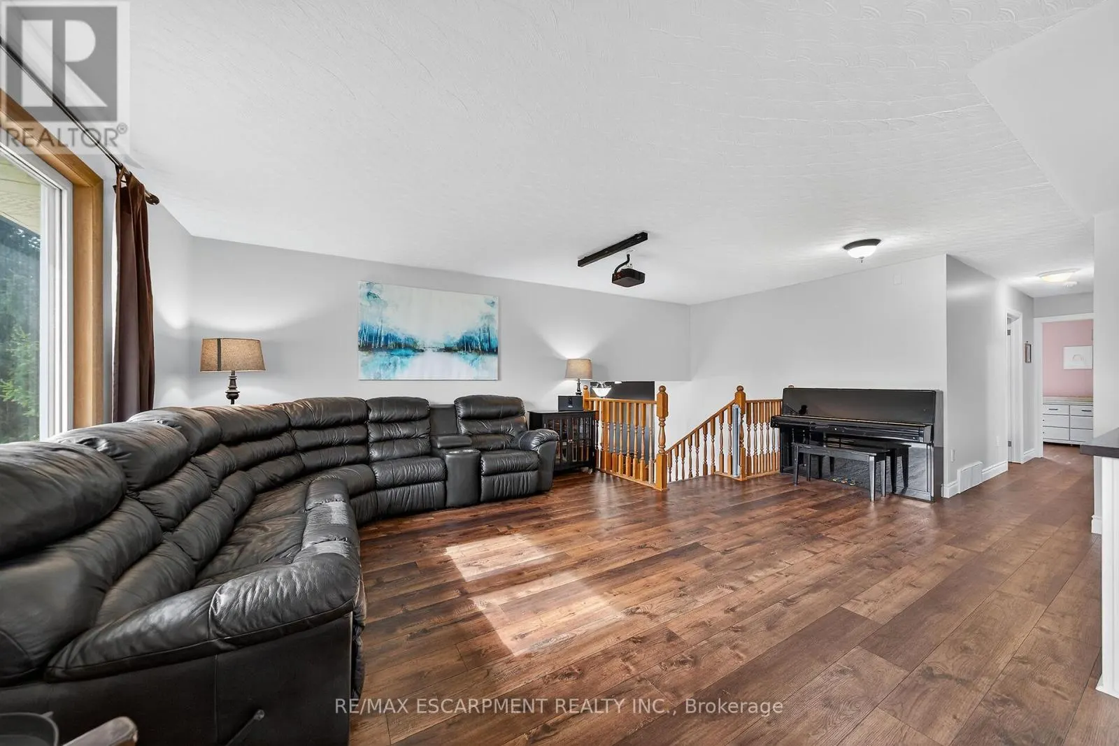 1489 NORFOLK COUNTY RD 19 E