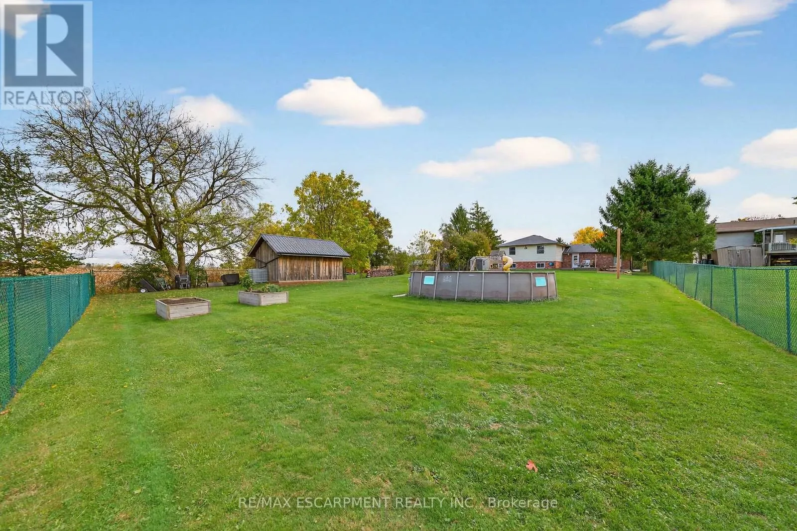 1489 NORFOLK COUNTY RD 19 E