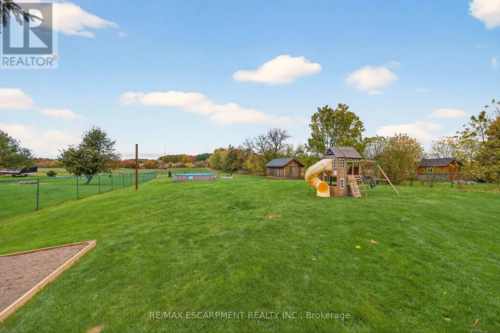 1489 NORFOLK COUNTY RD 19 E