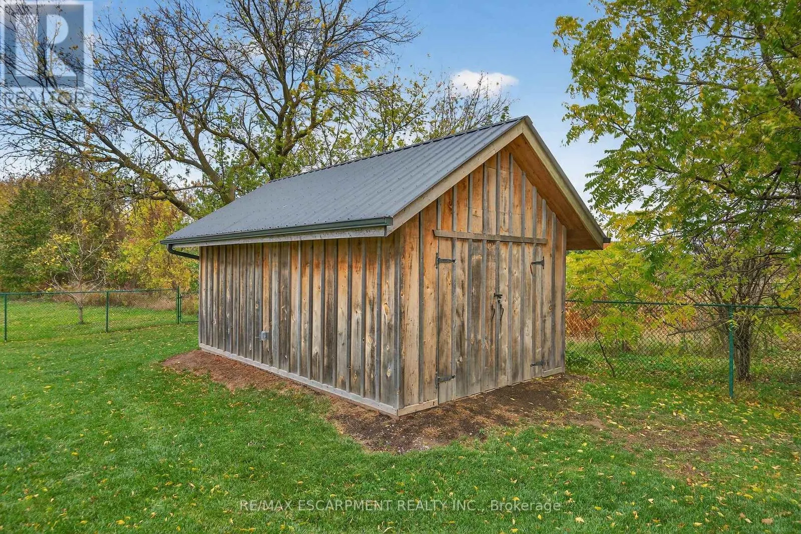 1489 NORFOLK COUNTY RD 19 E