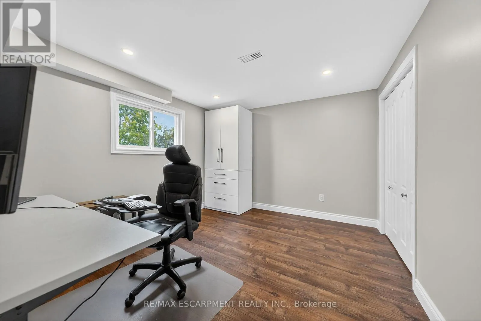 1489 NORFOLK COUNTY RD 19 E