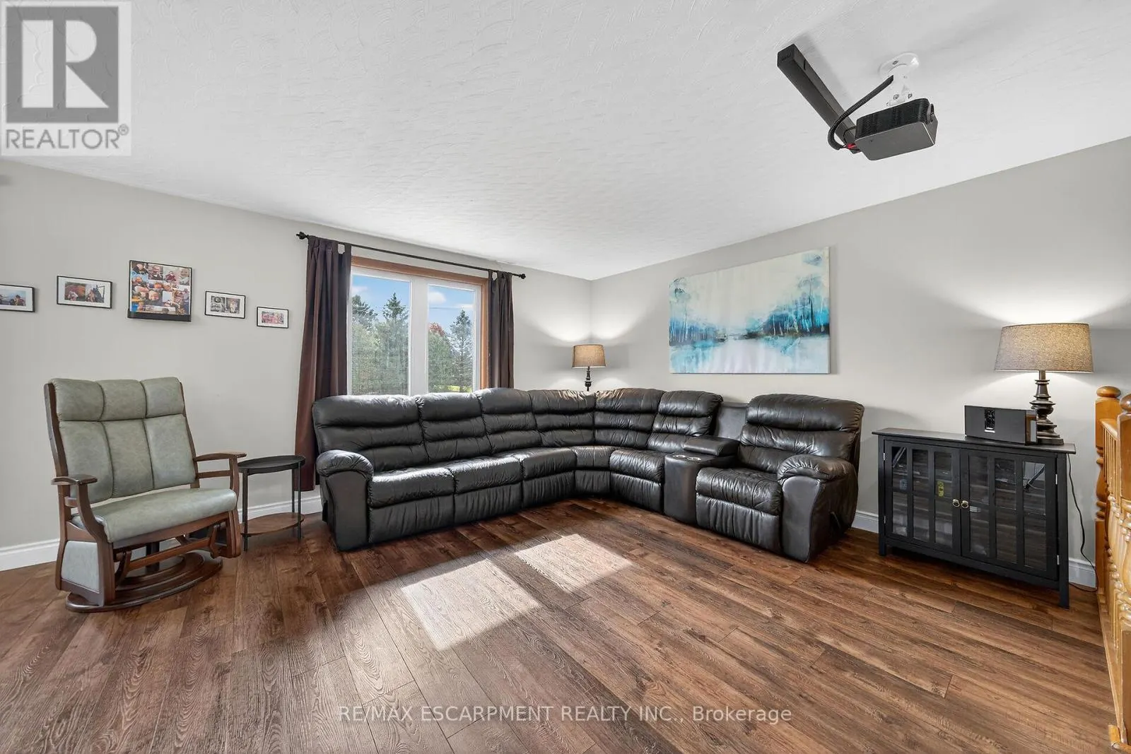 1489 NORFOLK COUNTY RD 19 E