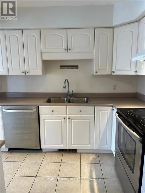 35 VERMONT MEADOWS DRIVE