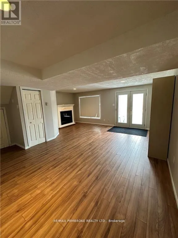 35 VERMONT MEADOWS DRIVE