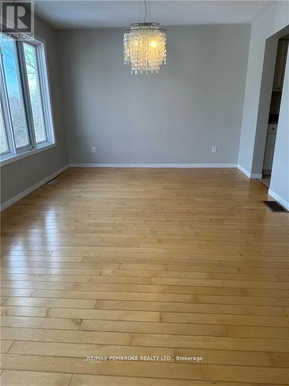 35 VERMONT MEADOWS DRIVE