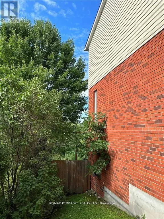 35 VERMONT MEADOWS DRIVE