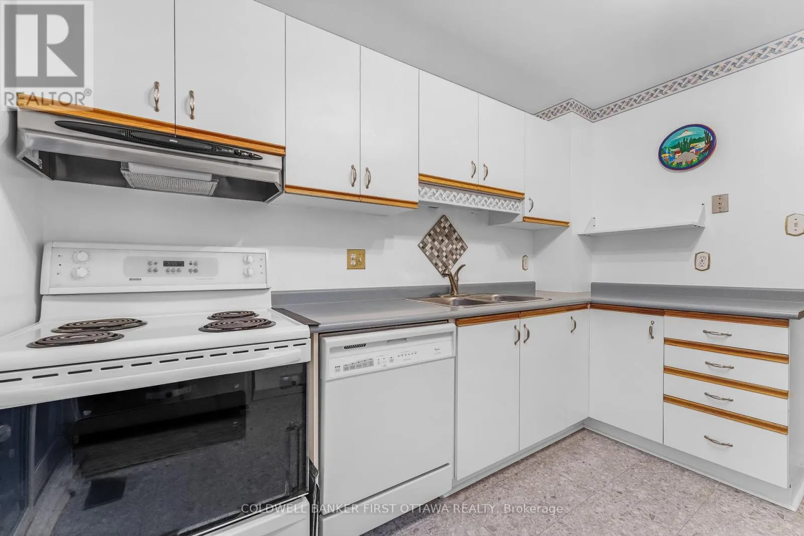 1511 SHAWINIGAN STREET