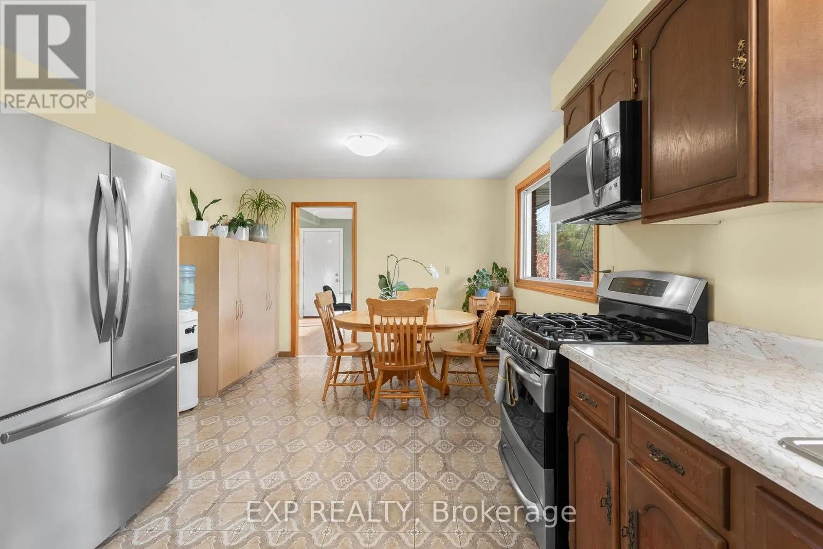 548 MILLGROVE SIDE ROAD