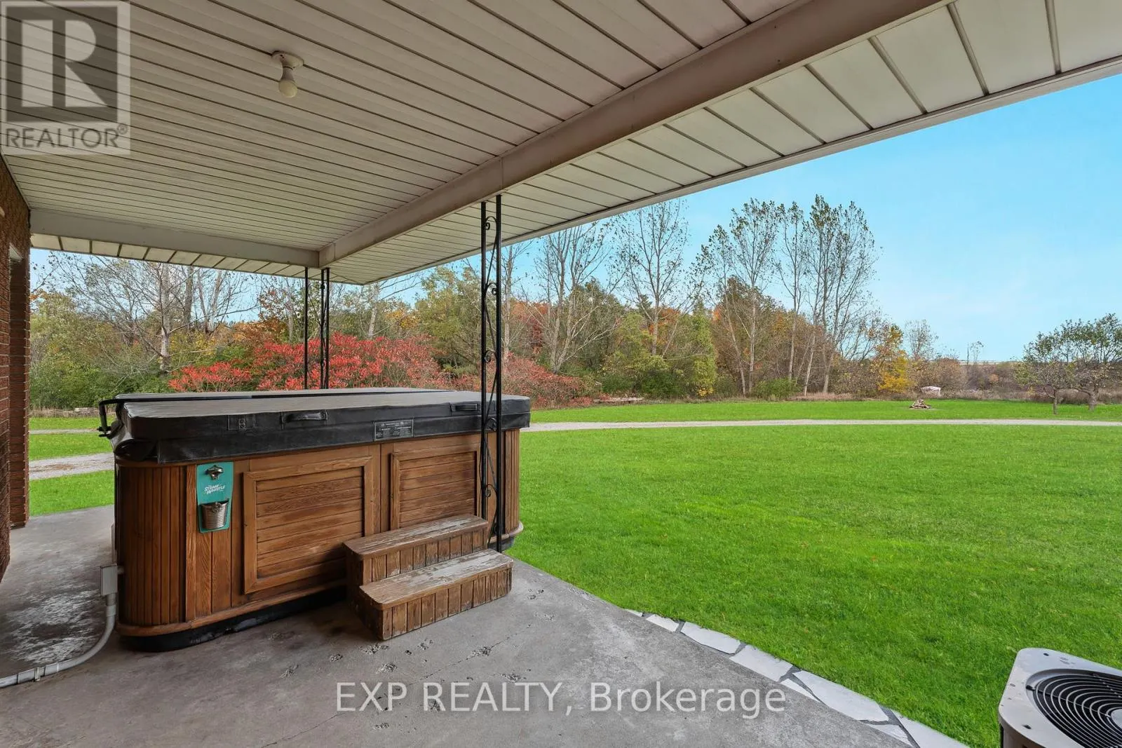 548 MILLGROVE SIDE ROAD