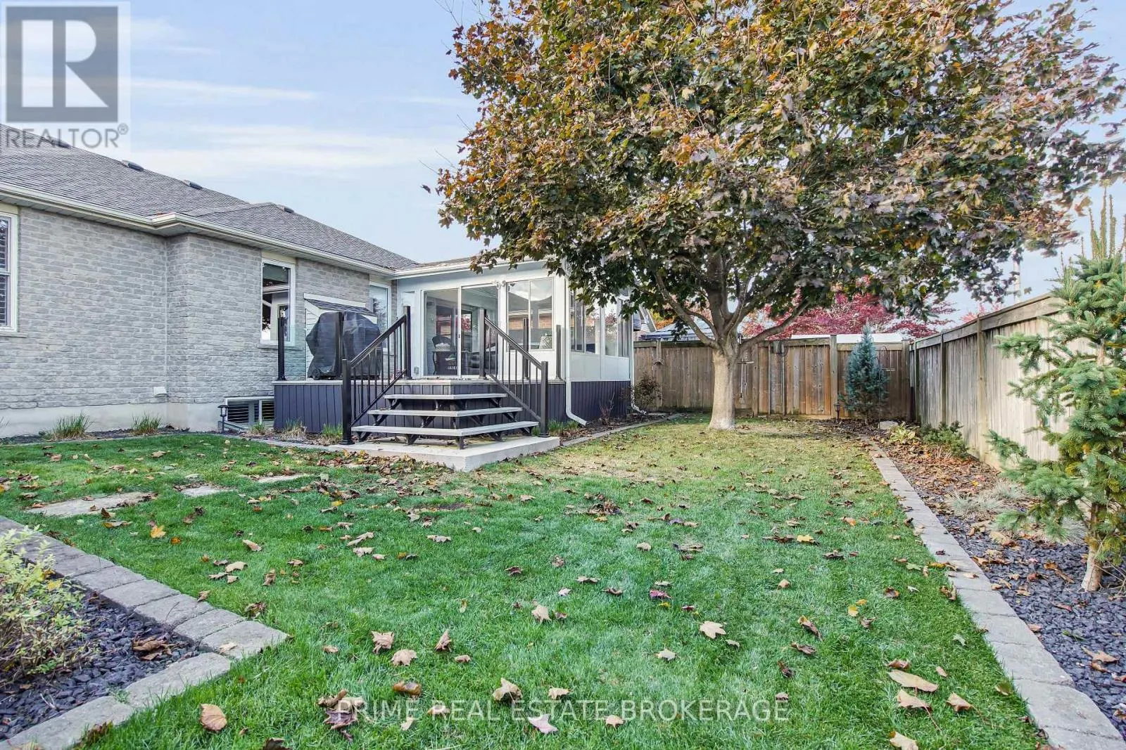 15 HARRINGTON CRESCENT