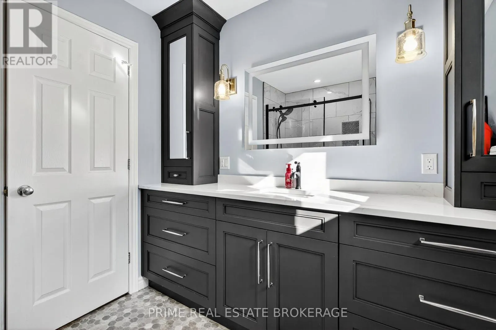 15 HARRINGTON CRESCENT