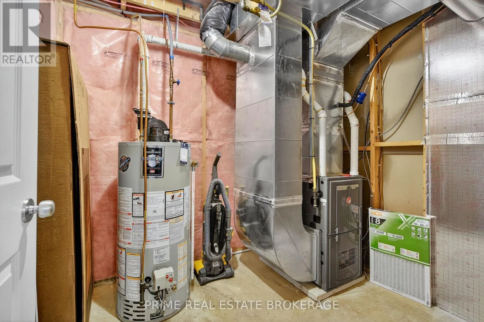 15 HARRINGTON CRESCENT