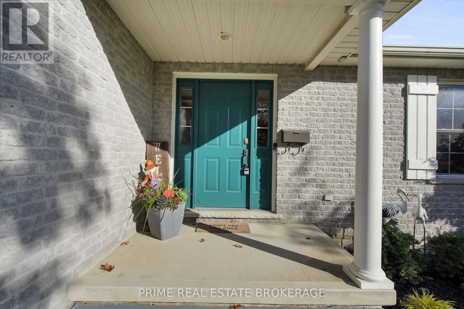 15 HARRINGTON CRESCENT