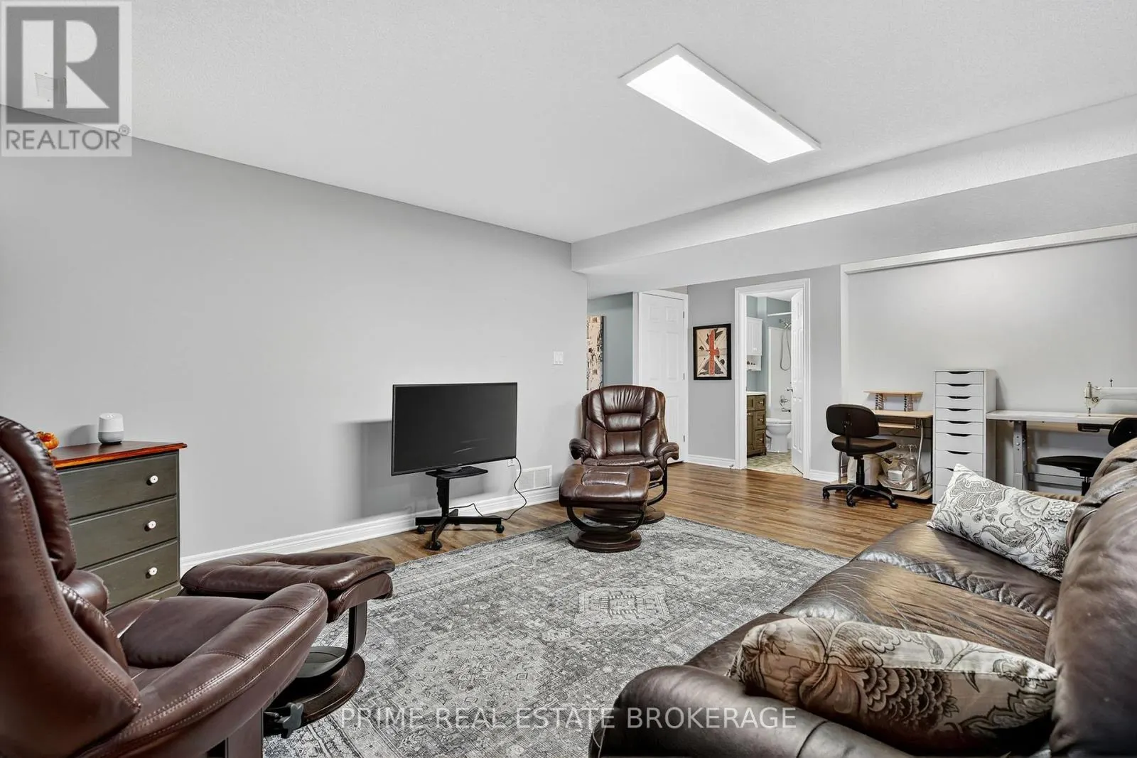 15 HARRINGTON CRESCENT