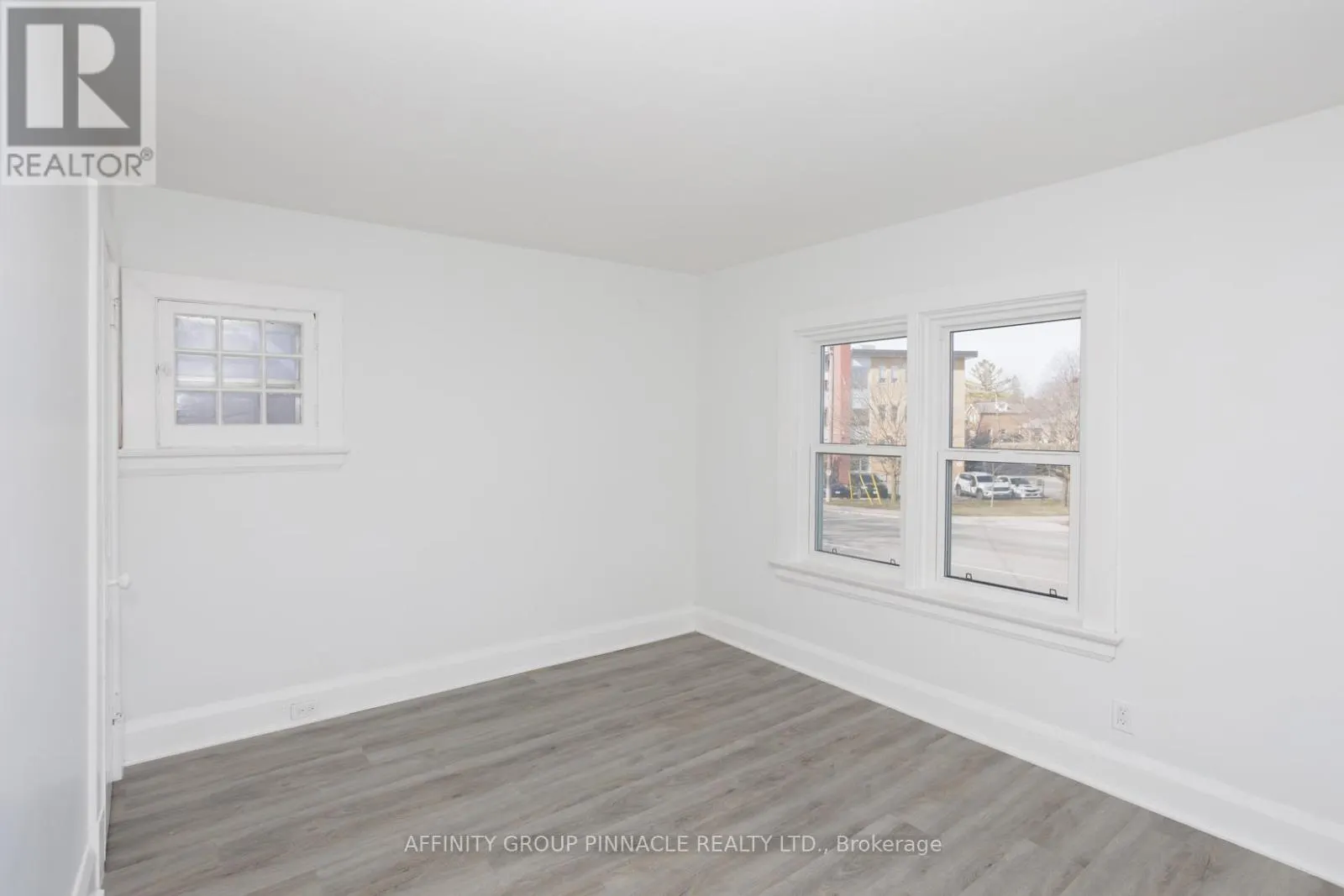 649 CHARLOTTE STREET